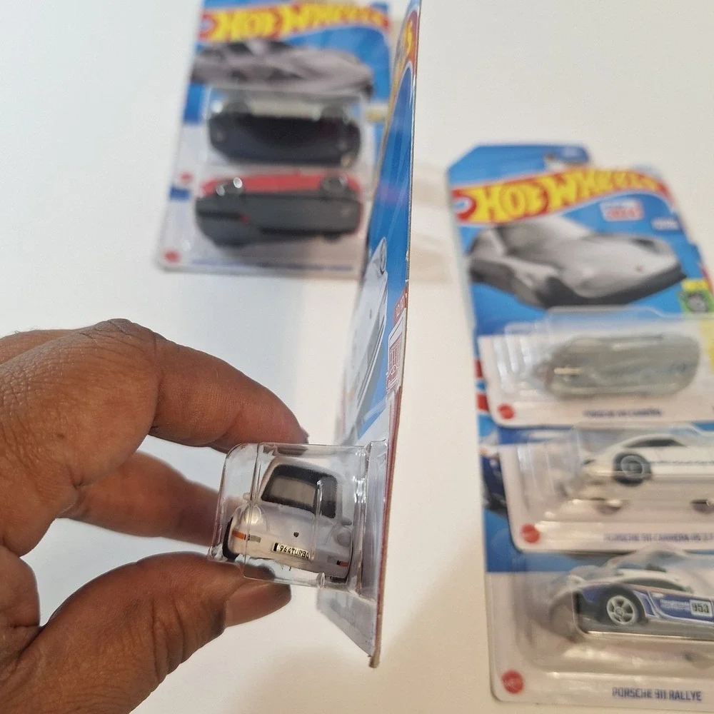 Hot Wheels Porsche 6 Cars‎ Target Red / Zamac / Keychain/ 911 Rally Some Damage